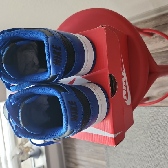 Dunks - Picture 6 of 7